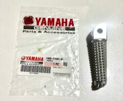 Yamaha YZF R25 ARKA BASAMAK (SAĞ)