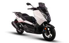 REGAL RAPTOR Max 125 İç Yan Kapak Üst Grenaj Beyaz Sağ