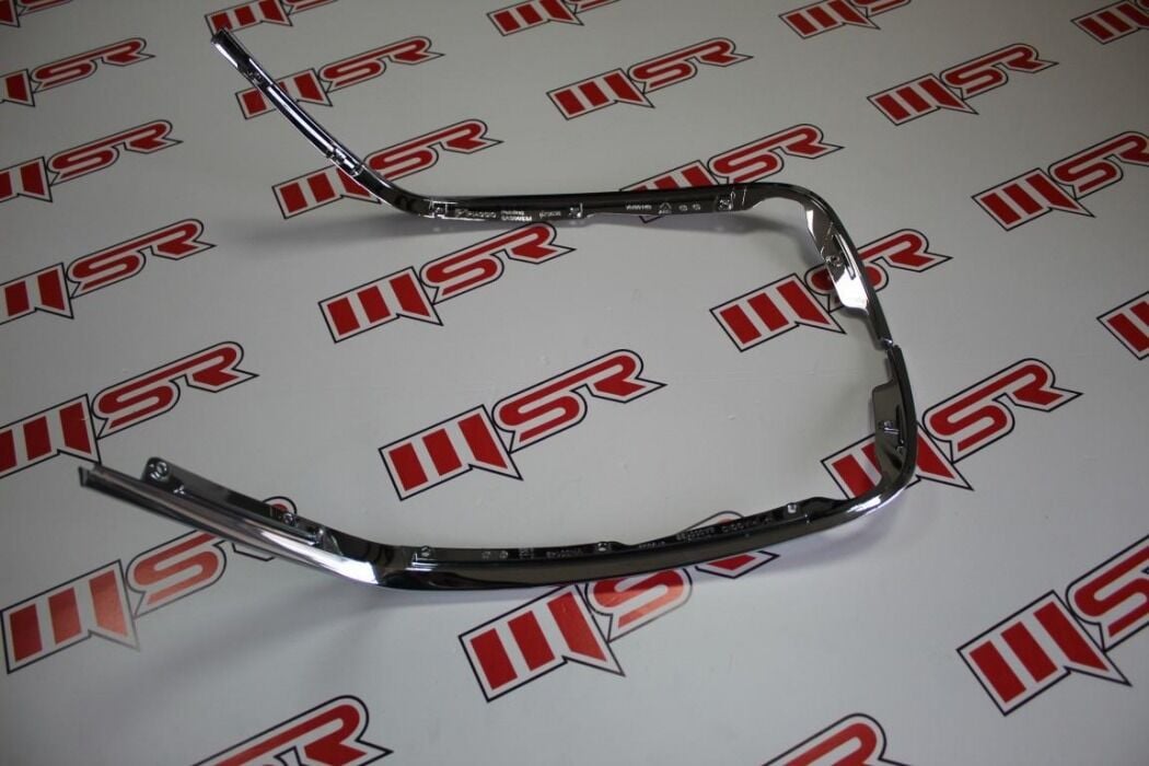 VESPA DIŞ NİKEL ÇITASI ÜST TAKIM