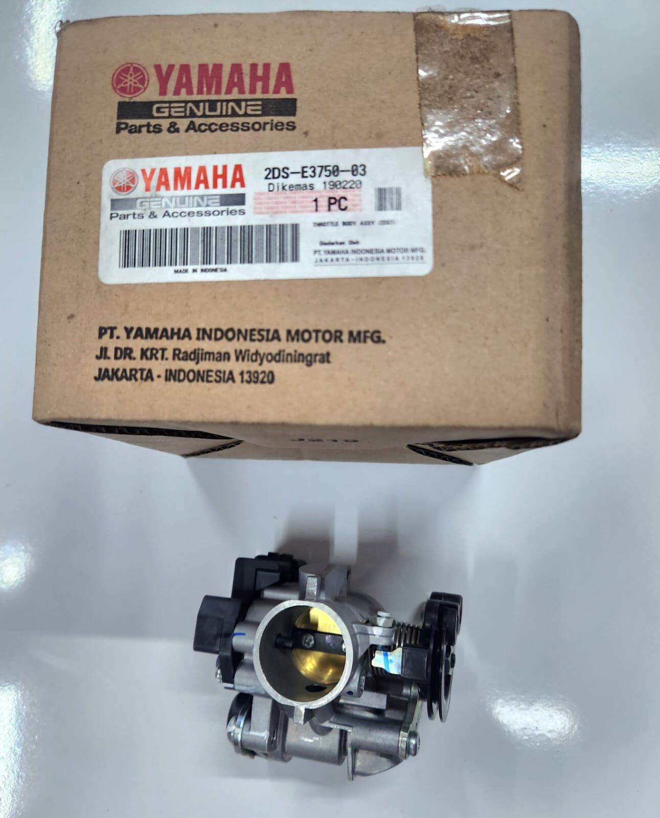 Yamaha N-MAX 125 ENJEKSİYON GÖVDESİ