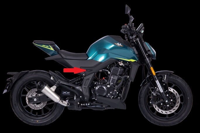 REGAL RAPTOR SPN 125 DEPO ALT SİYAH DEKOR KAPAK SAĞ