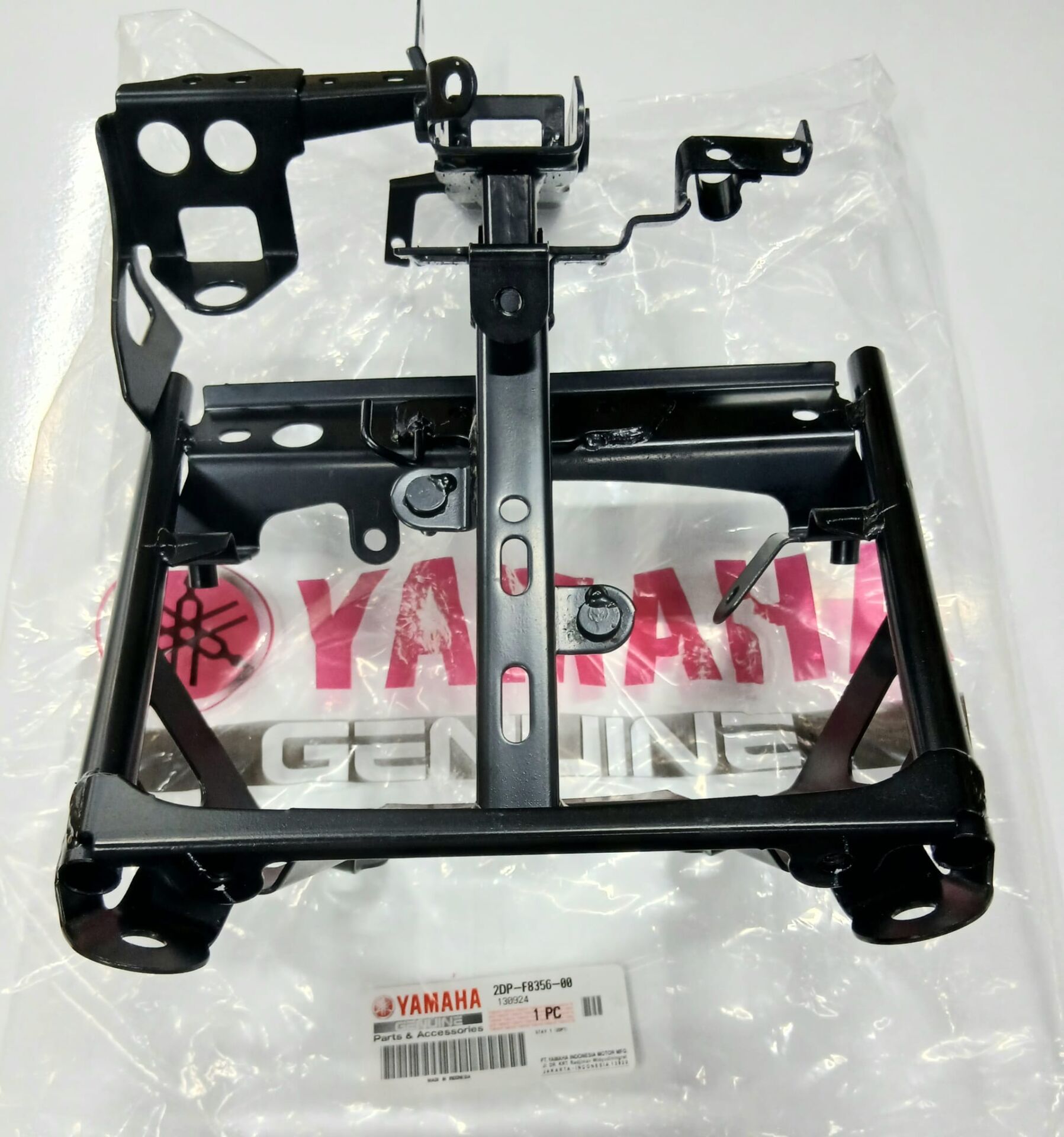 Yamaha N-MAX 155 KAFA DEMİRİ