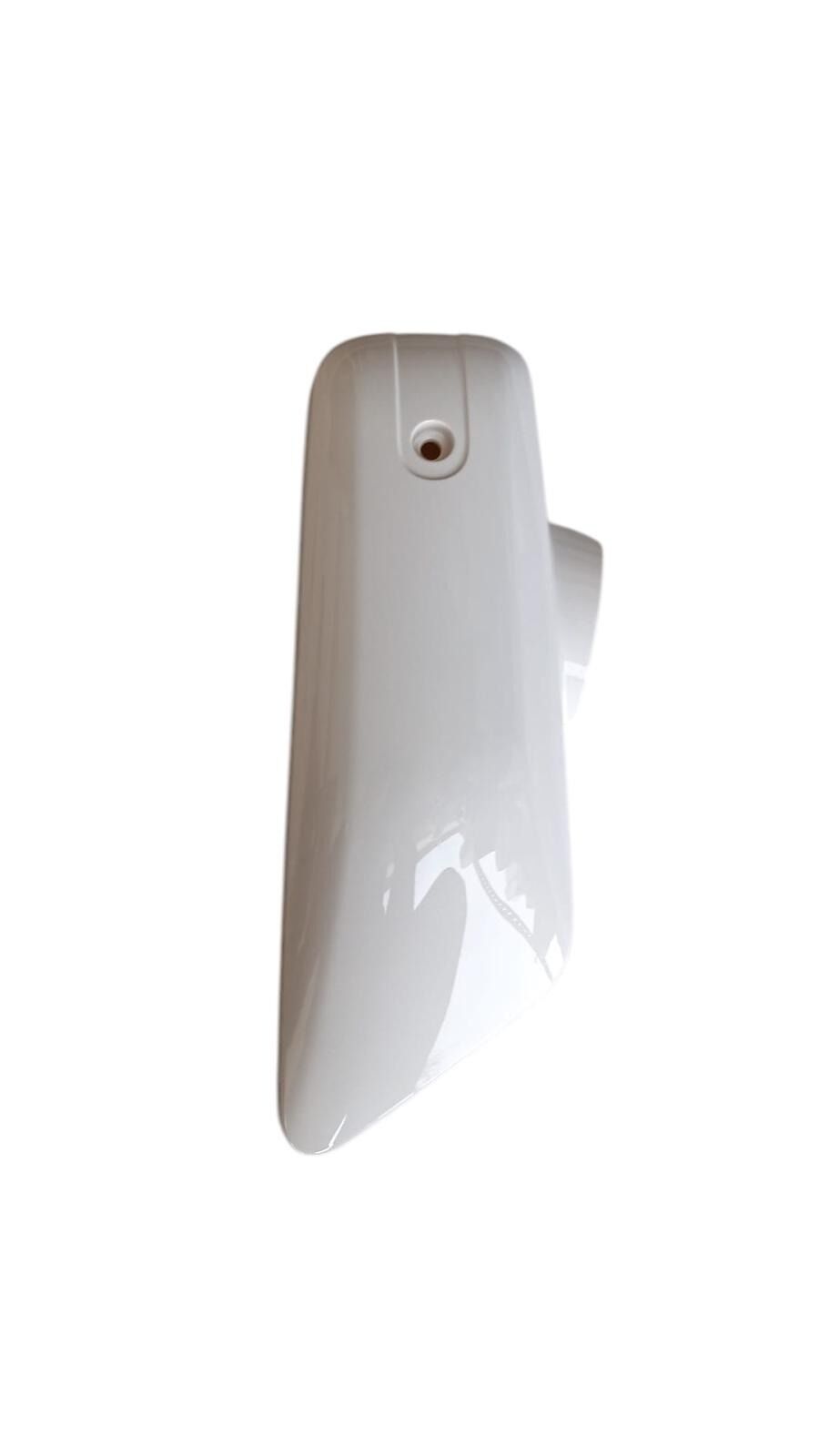 ARKA ÇATAL KORUMA PLASTİĞİ SAĞ BEYAZ SUN