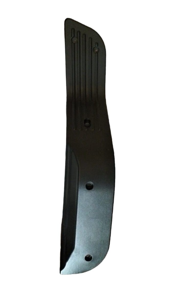 AYAK BASMA PLASTİĞİ ARKA TARAF SAĞ Q5