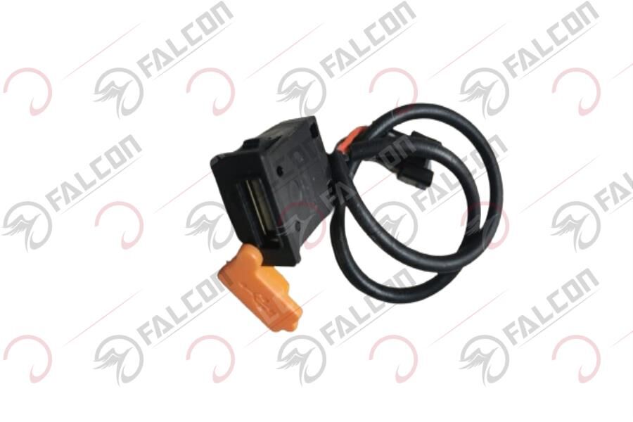 Falcon Servıce 8500 Şarj Soket Girişi