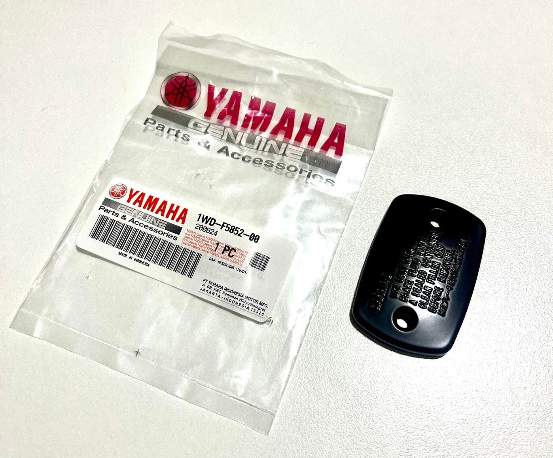 Yamaha X-MAX 250 FREN MERKEZ KAPAĞI (ÜST)