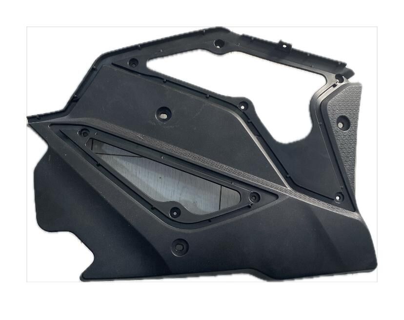 AKÜ KAPAK SAĞ PLASTİK (HAMMER 50)
