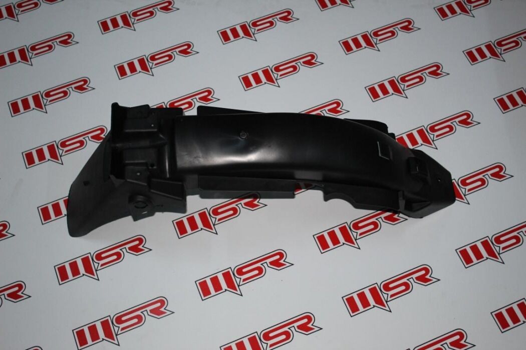 YBR 125 ARKA ÇAMURLUK