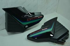 YBR 125 ORTA YAN KAPAK SİYAH OEM (E.M)