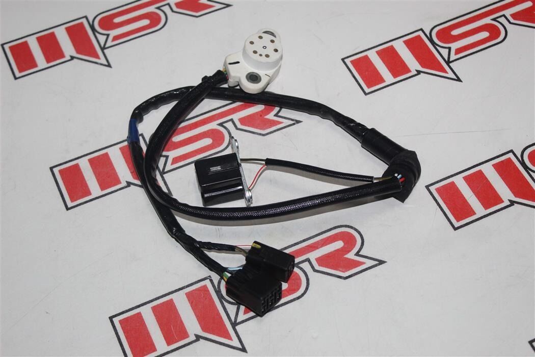 BAJAJ DOMİNAR 400 UG VİTES MÜŞÜRÜ A