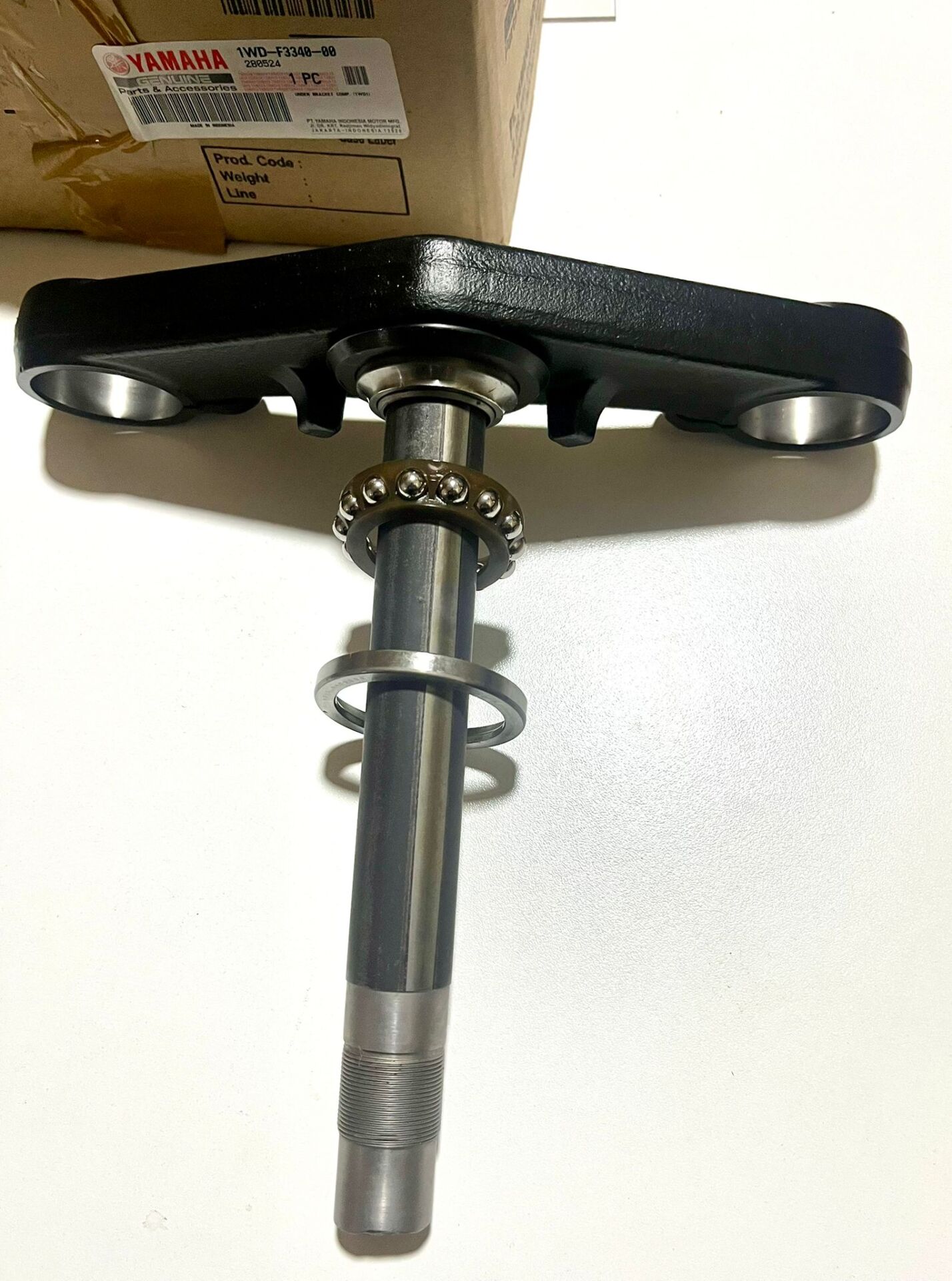 Yamaha Yzf R25 Furş Mesnet Braket (alt)