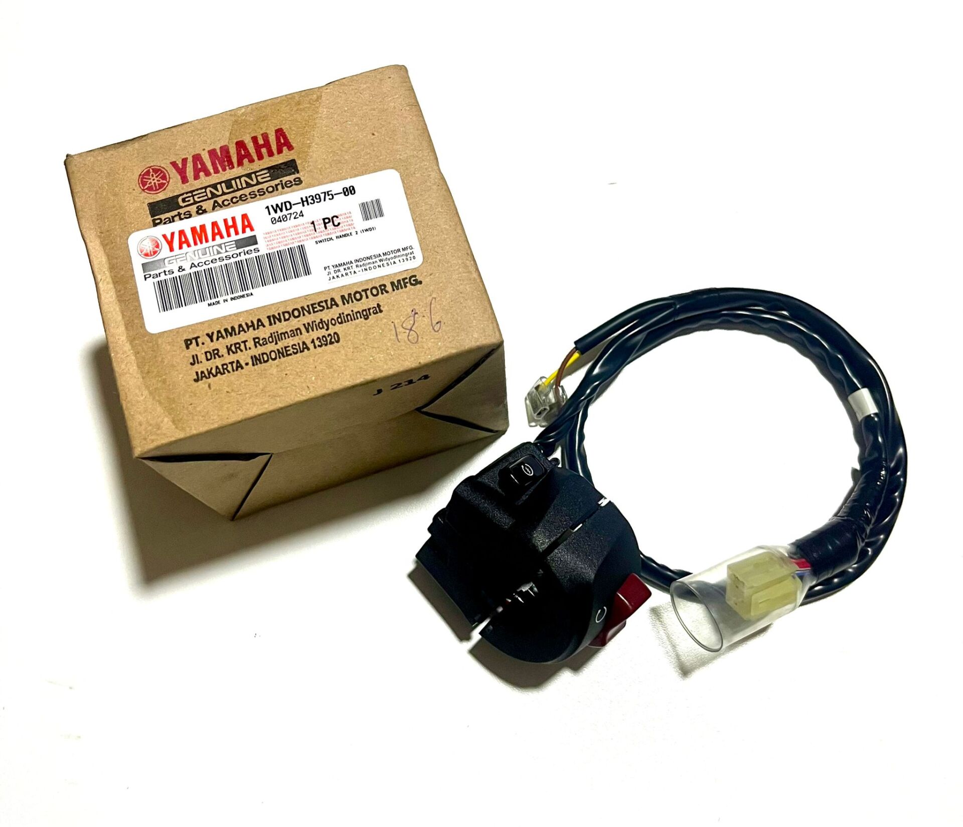 Yamaha YZF R25 KUMANDA - KÜTÜK (SAĞ)